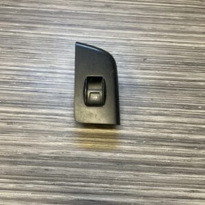 2014 - 2022 CHEVY SILVERADO / TAHOE / SUBURBAN / GMC SIERRA / YUKON DRIVER SIDE REAR WINDOW SWITCH 23180793 23436335 23436102